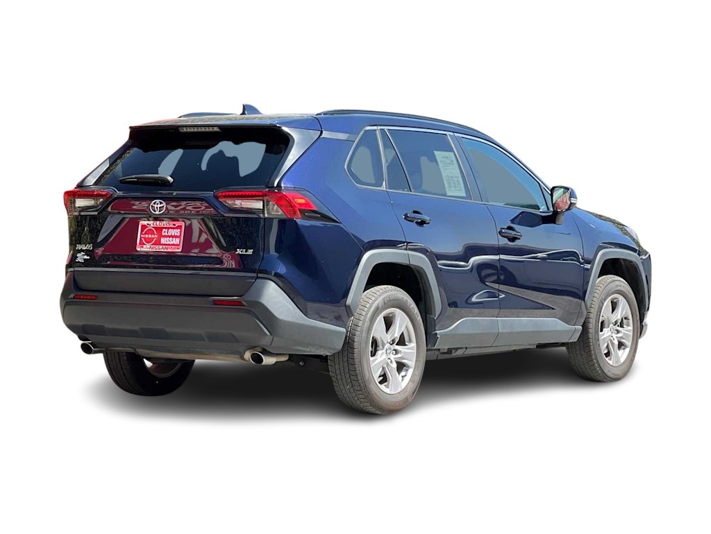 2022 Toyota RAV4 XLE 20