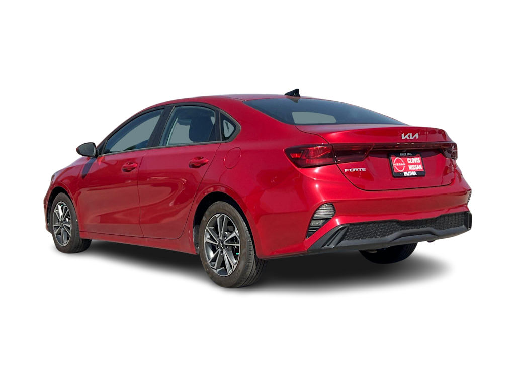 Thumbnail: 2023 Kia Forte - 4