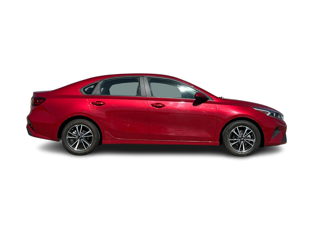 Thumbnail: 2023 Kia Forte - 19
