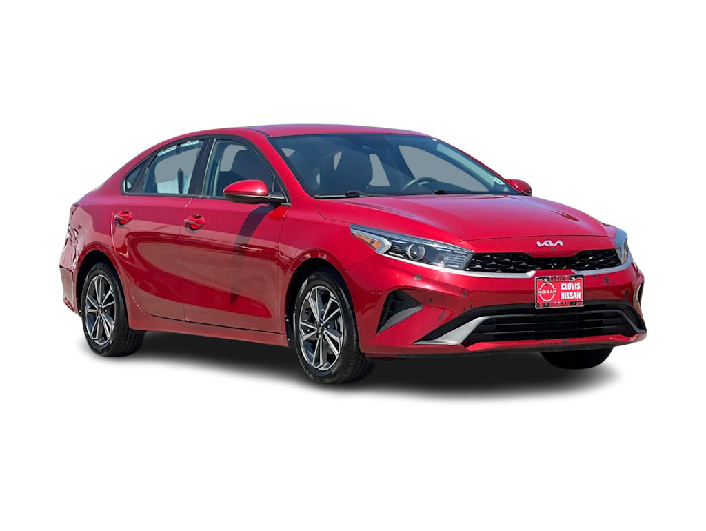 Thumbnail: 2023 Kia Forte - 21