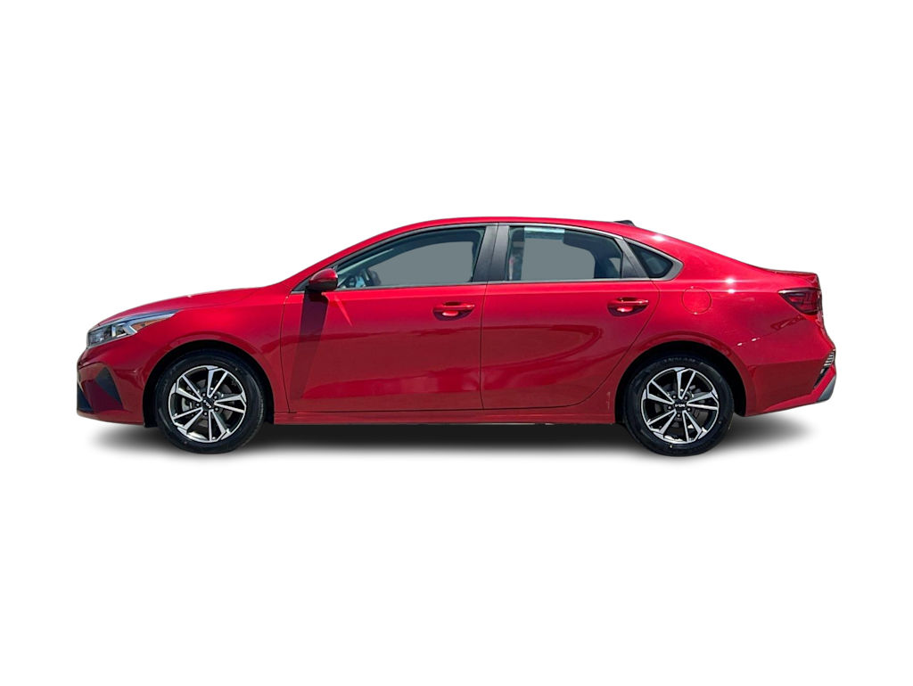 Thumbnail: 2023 Kia Forte - 3