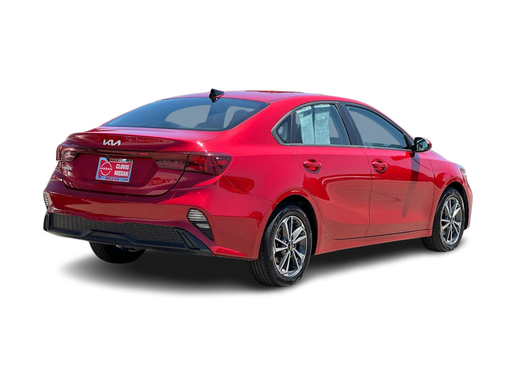Thumbnail: 2023 Kia Forte - 19
