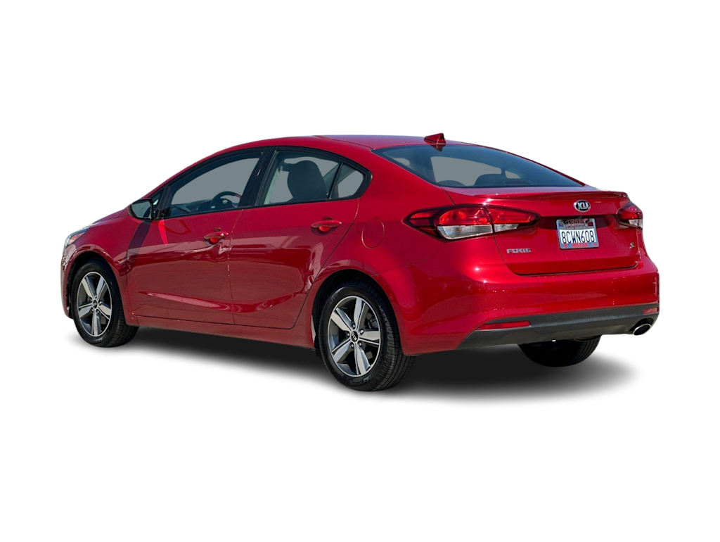 Thumbnail: 2018 Kia Forte - 4