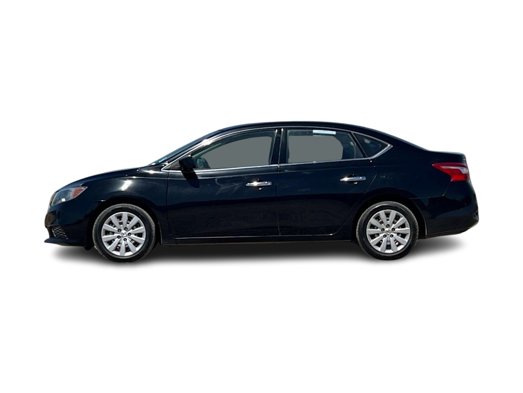 Thumbnail: 2018 Nissan Sentra - 3