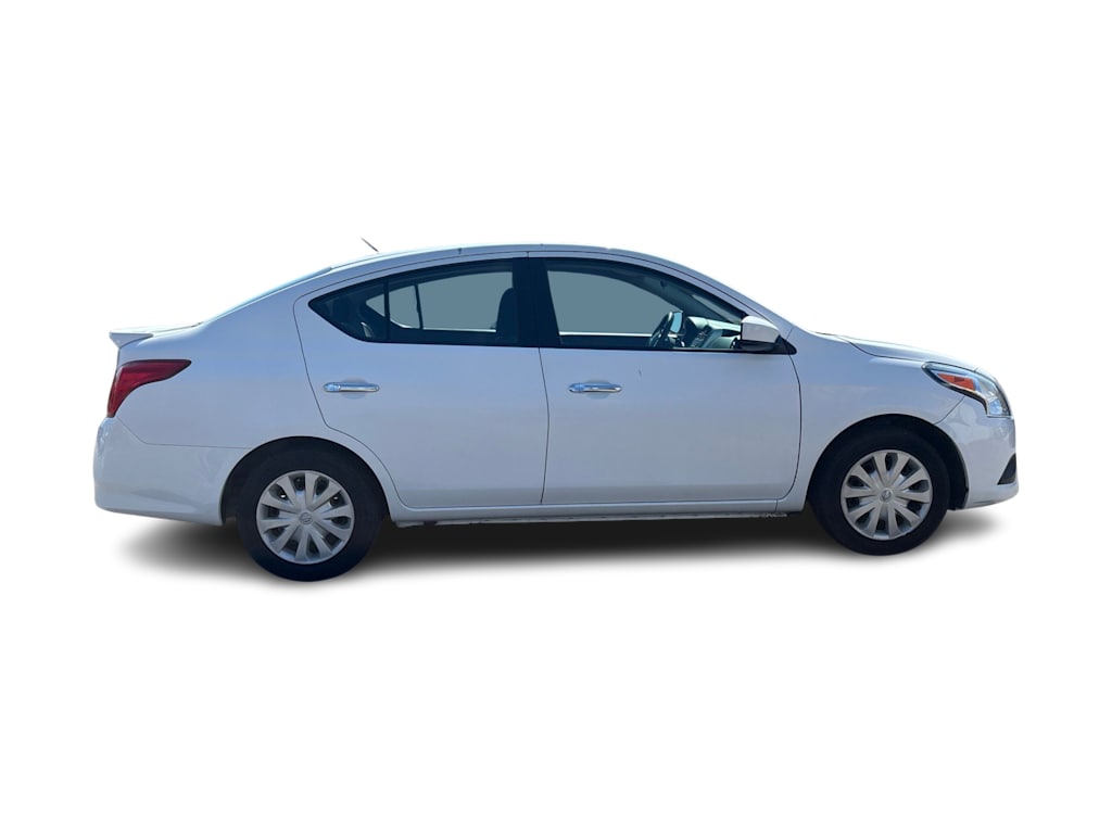 Thumbnail: 2018 Nissan Versa - 18