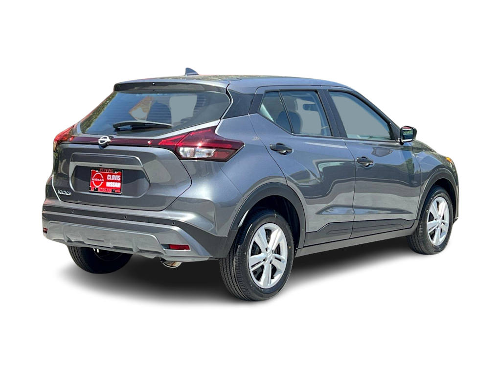Thumbnail: 2025 Nissan Kicks - 18