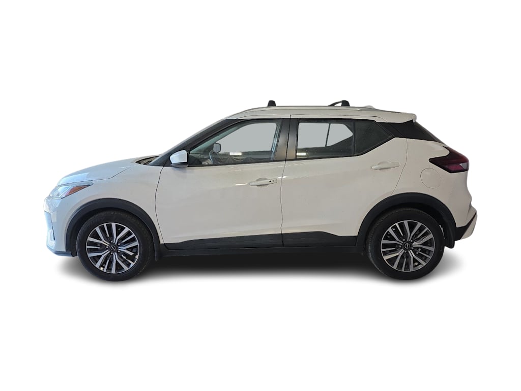 Thumbnail: 2023 Nissan Kicks - 3