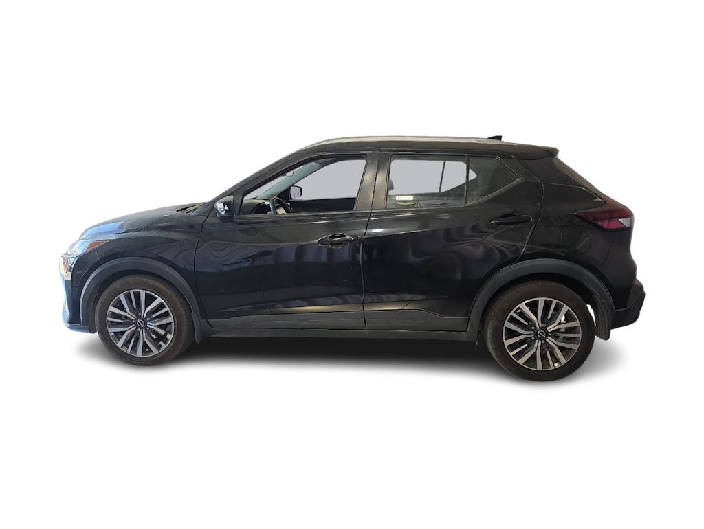 Thumbnail: 2022 Nissan Kicks - 3