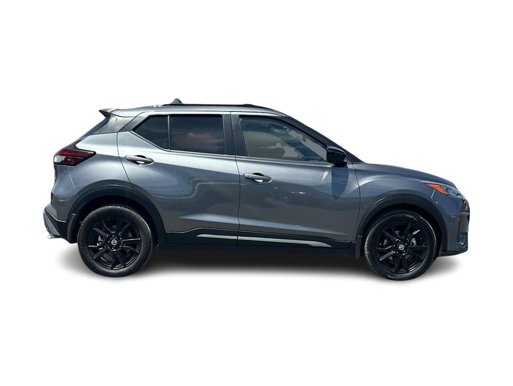Thumbnail: 2021 Nissan Kicks - 21