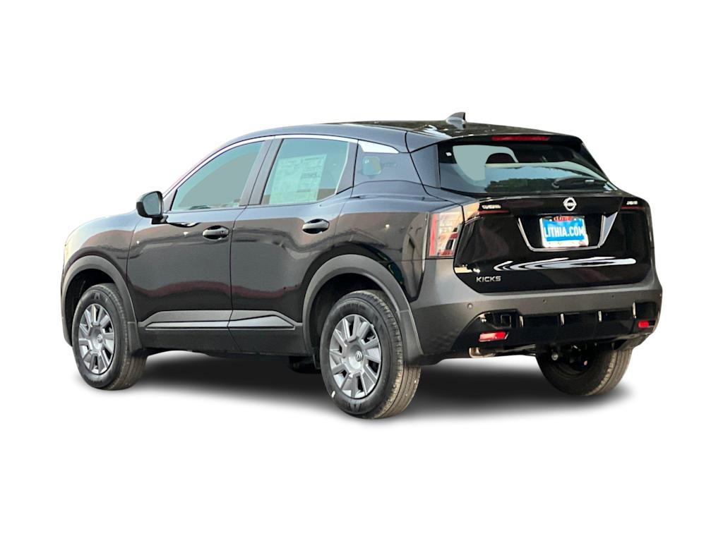 Thumbnail: 2026 Nissan Kicks - 4