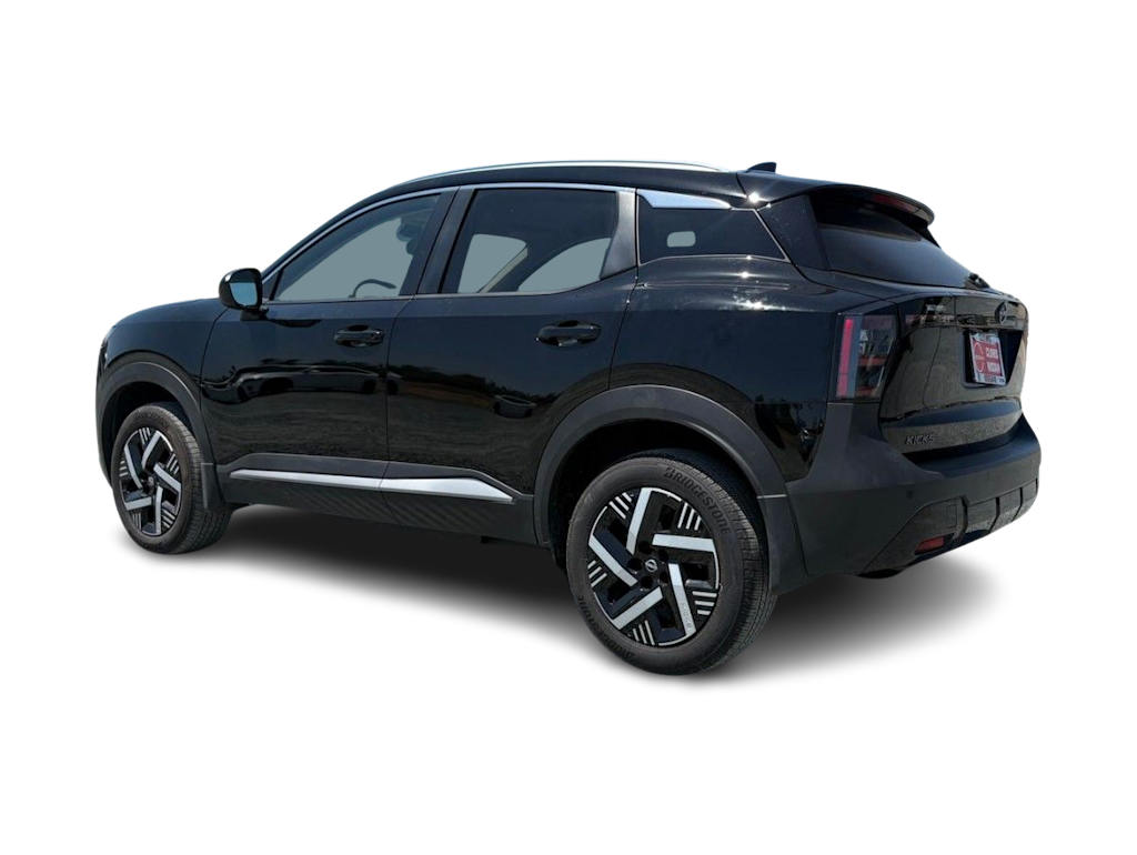 Thumbnail: 2026 Nissan Kicks - 4