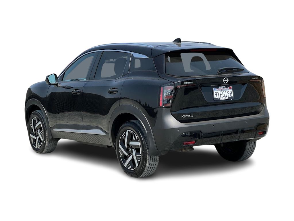 Thumbnail: 2026 Nissan Kicks - 4