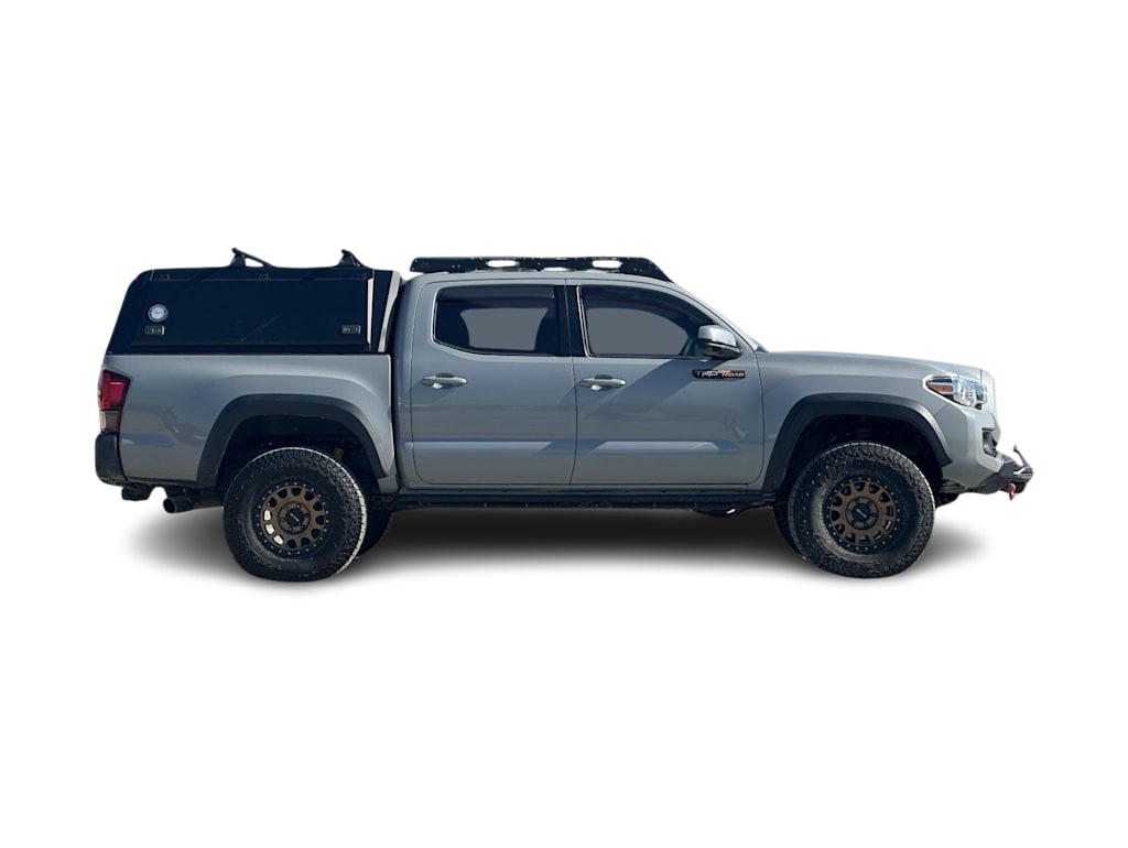 Thumbnail: 2019 Toyota Tacoma - 19