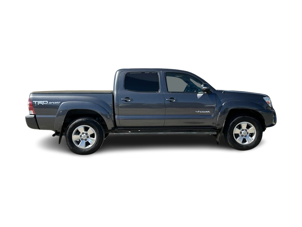 Thumbnail: 2015 Toyota Tacoma - 19