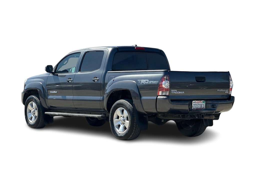Thumbnail: 2015 Toyota Tacoma - 4