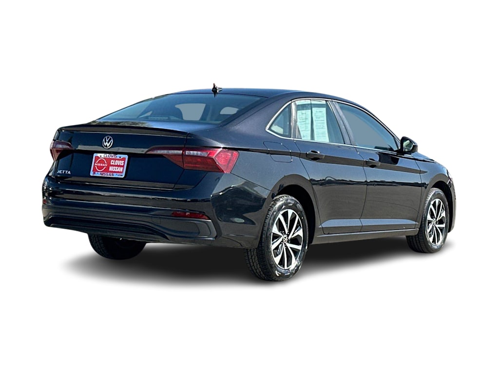 Thumbnail: 2024 Volkswagen Jetta - 18