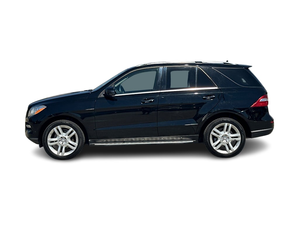 Thumbnail: 2015 Mercedes-Benz M-Class - 3