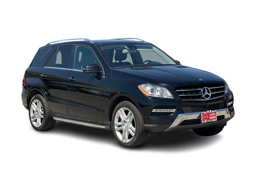 Thumbnail: 2015 Mercedes-Benz M-Class - 20