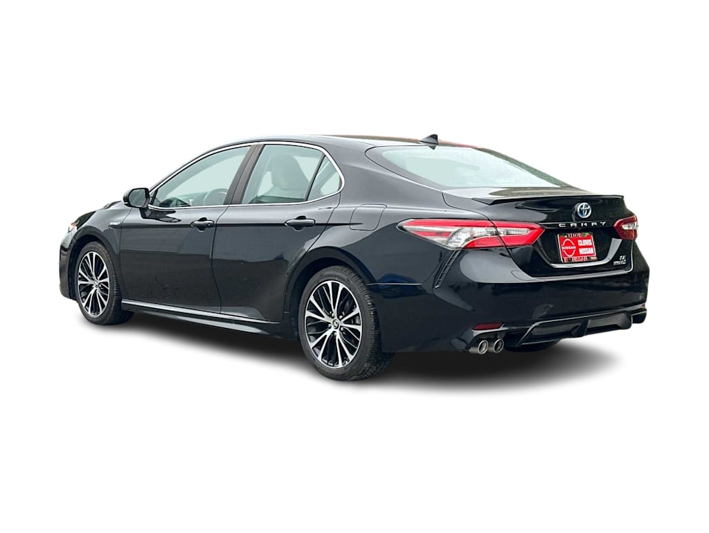 2019 Toyota Camry SE 4