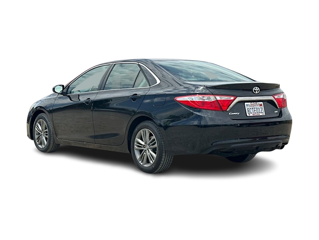 Thumbnail: 2016 Toyota Camry - 4