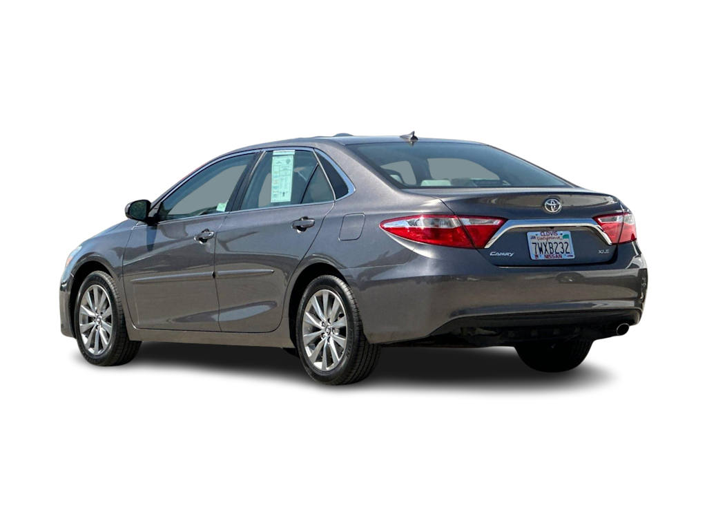 Thumbnail: 2017 Toyota Camry - 4