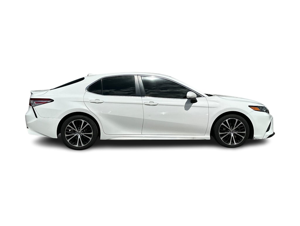 Thumbnail: 2020 Toyota Camry - 20