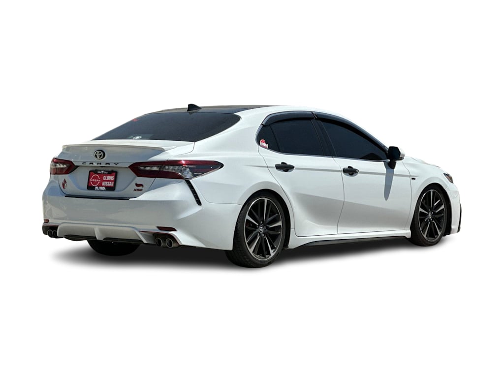 Thumbnail: 2021 Toyota Camry - 18