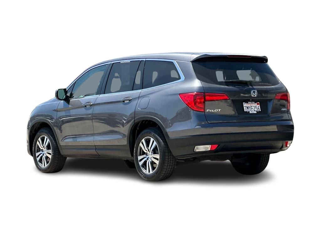 Thumbnail: 2016 Honda Pilot - 4