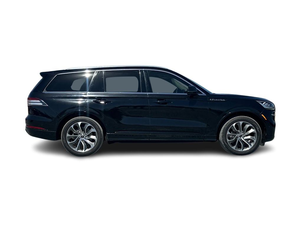 Thumbnail: 2022 Lincoln Aviator - 19