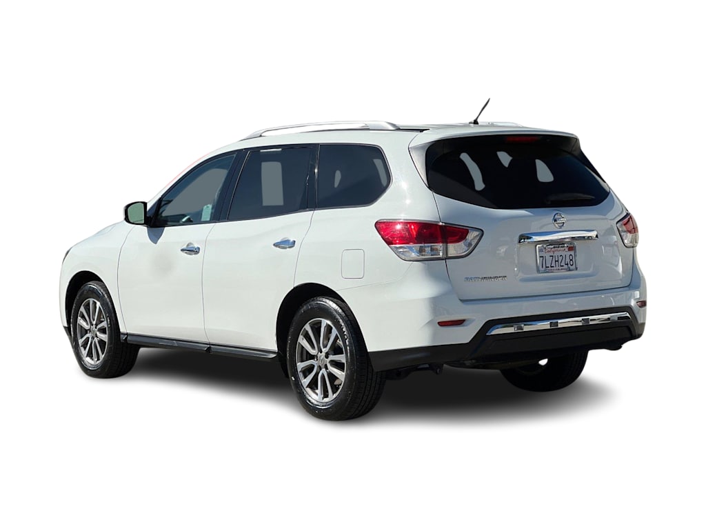 Thumbnail: 2015 Nissan Pathfinder - 4