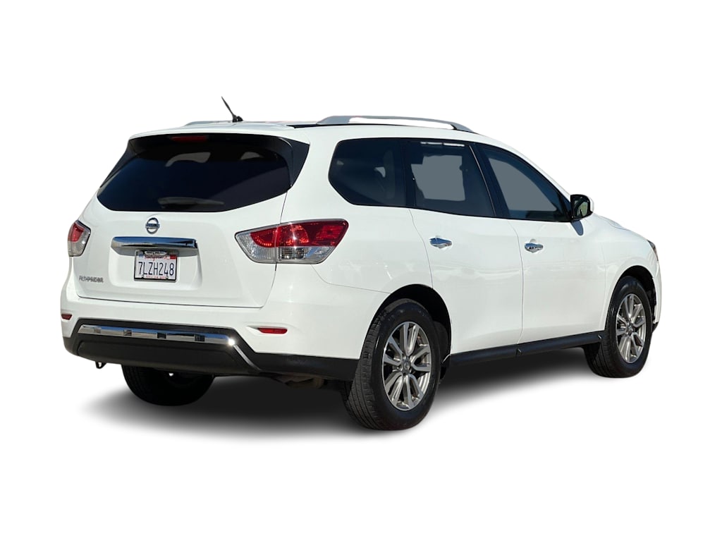 Thumbnail: 2015 Nissan Pathfinder - 19