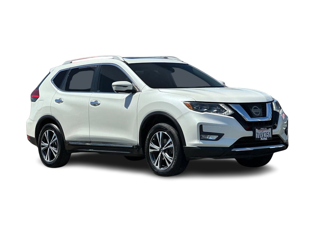 Thumbnail: 2017 Nissan Rogue - 21