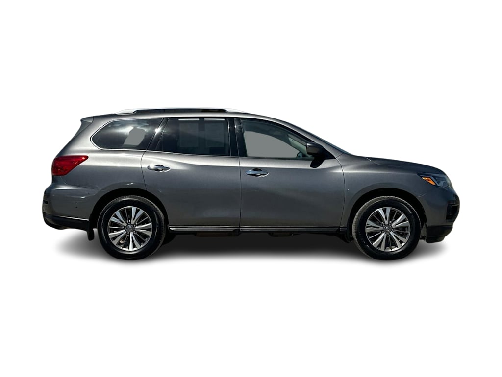 Thumbnail: 2019 Nissan Pathfinder - 21