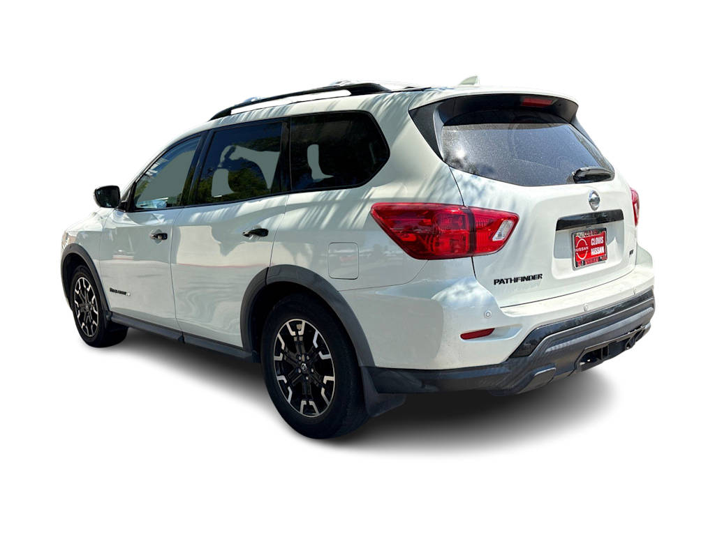 Thumbnail: 2019 Nissan Pathfinder - 4