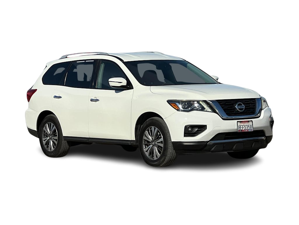 Thumbnail: 2017 Nissan Pathfinder - 19