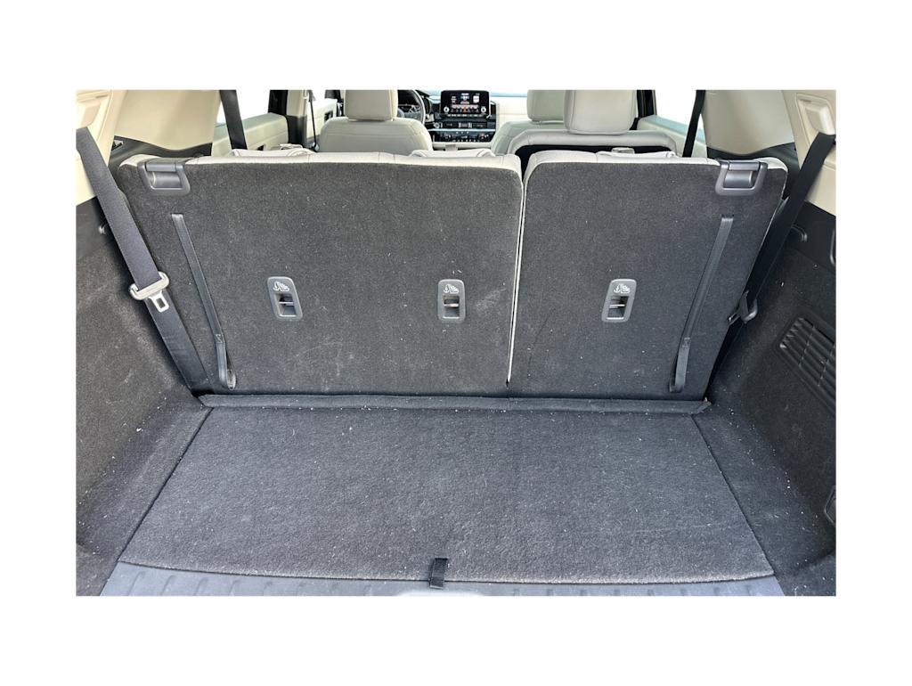 Thumbnail: 2023 Nissan Pathfinder - 17