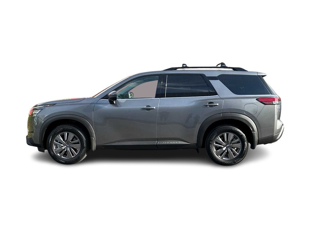 2024 Nissan Pathfinder SV 4