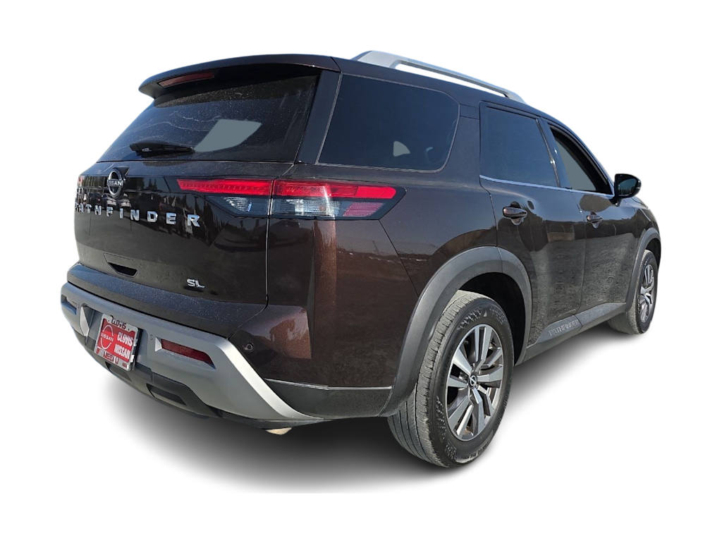 Thumbnail: 2022 Nissan Pathfinder - 17
