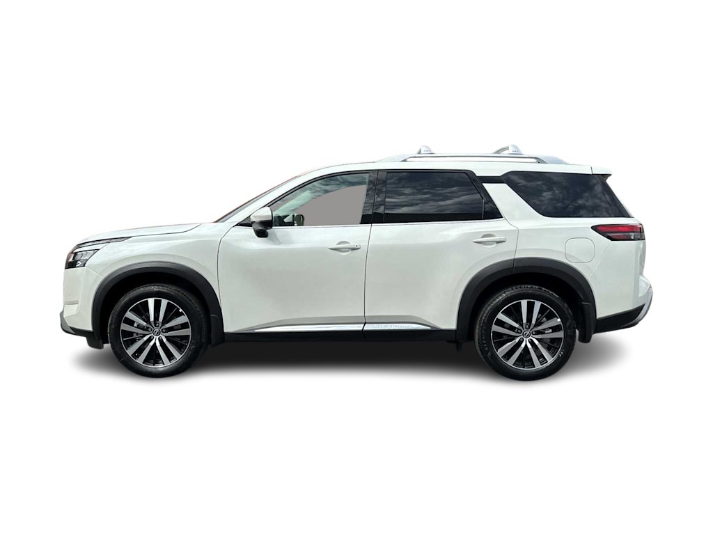 2024 Nissan Pathfinder Platinum 4