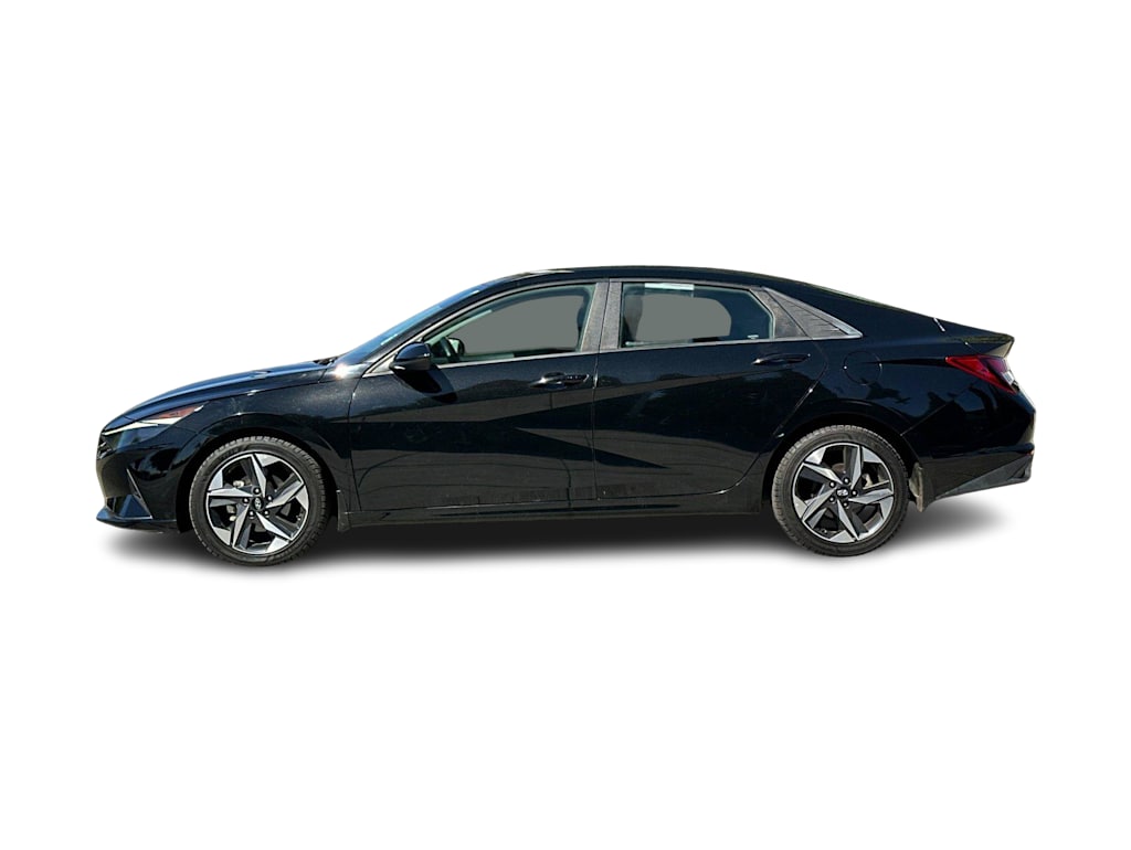 Thumbnail: 2023 Hyundai Elantra - 3