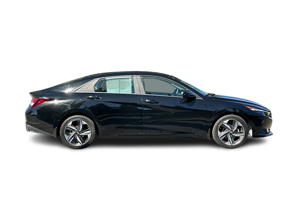 Thumbnail: 2023 Hyundai Elantra - 19