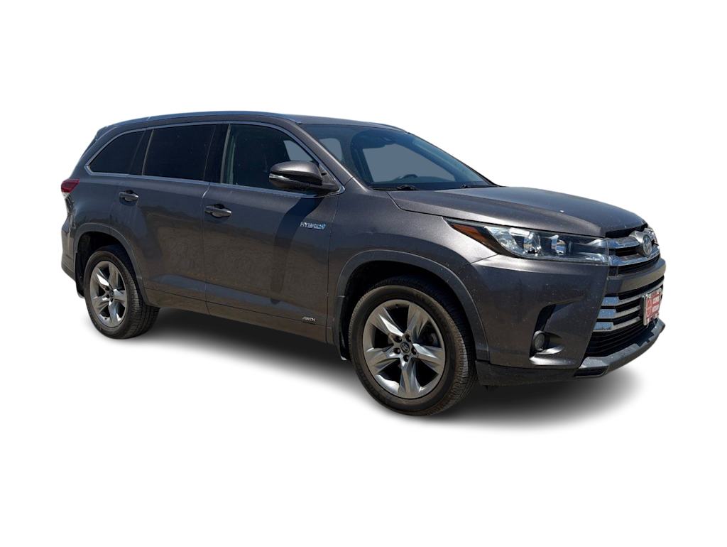 Thumbnail: 2017 Toyota Highlander - 20