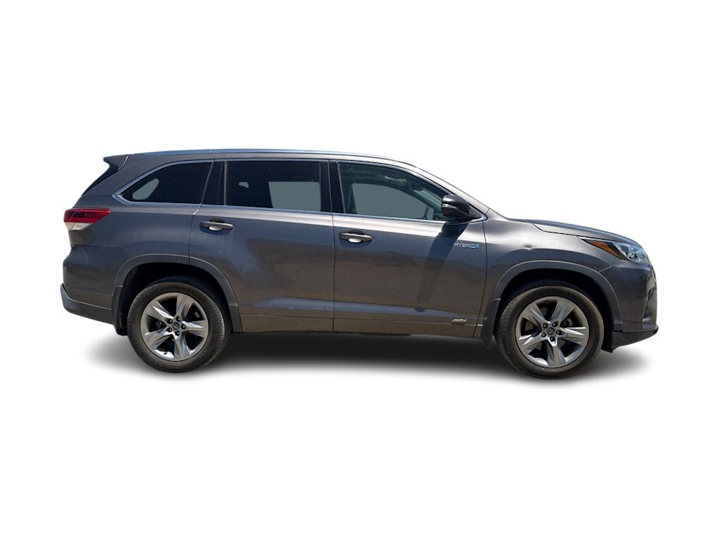 Thumbnail: 2017 Toyota Highlander - 19