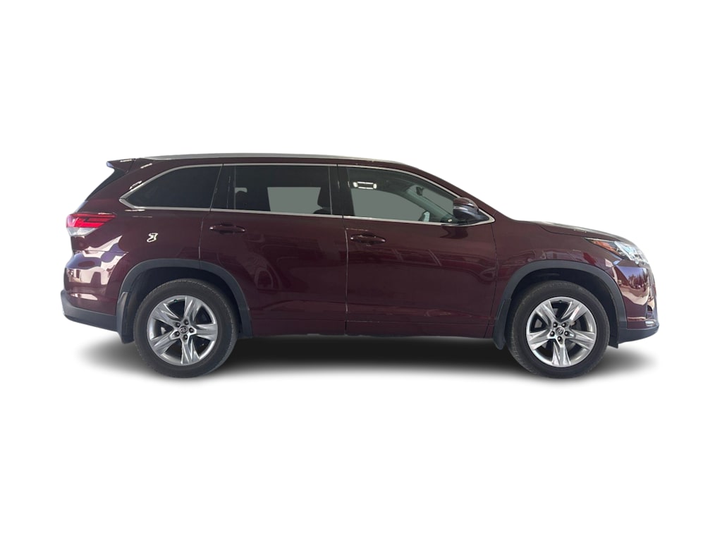 Thumbnail: 2018 Toyota Highlander - 21
