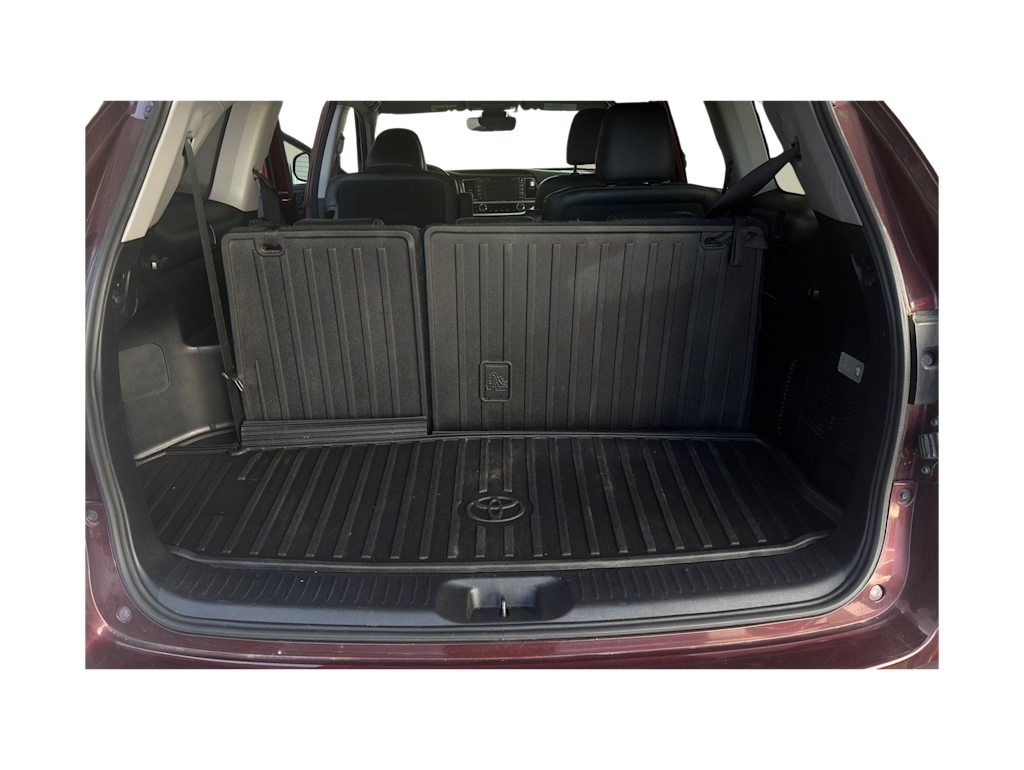 Thumbnail: 2018 Toyota Highlander - 17