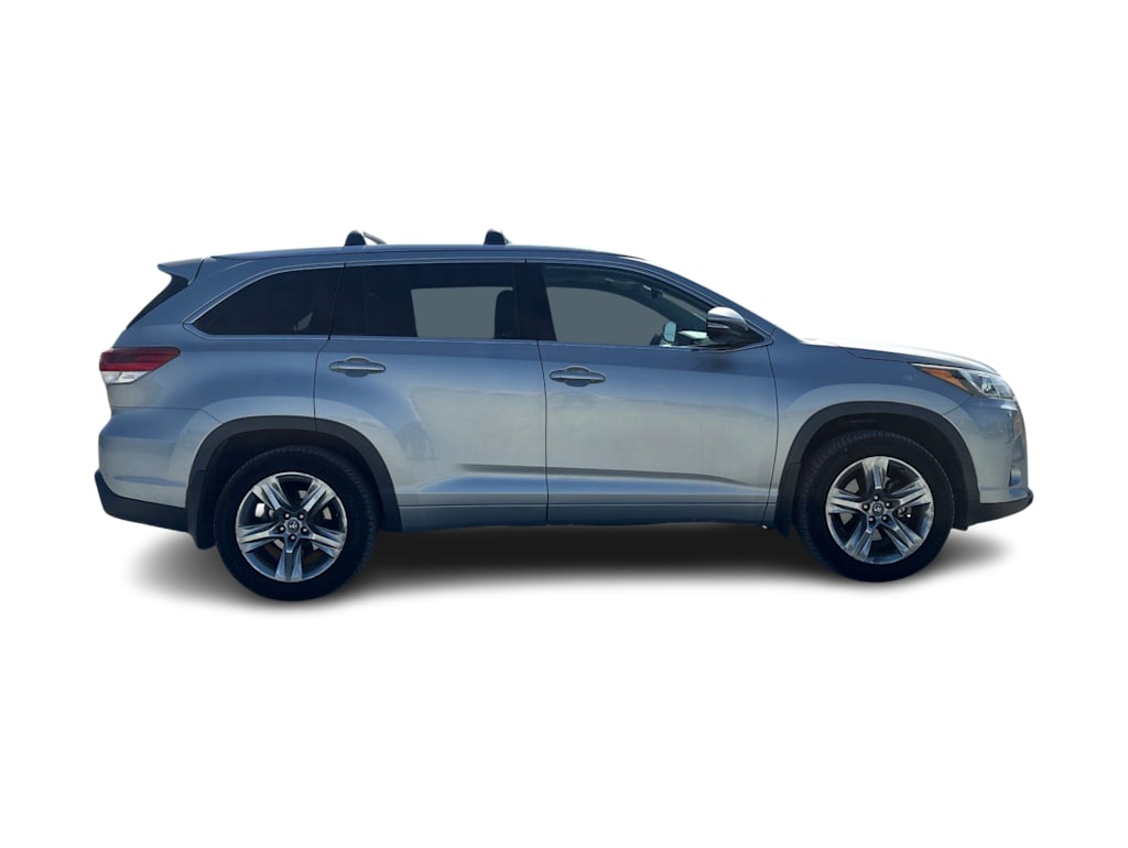 Thumbnail: 2019 Toyota Highlander - 19