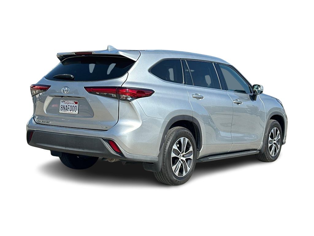Thumbnail: 2020 Toyota Highlander - 17