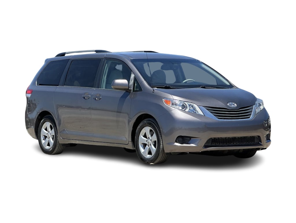 Thumbnail: 2014 Toyota Sienna - 19