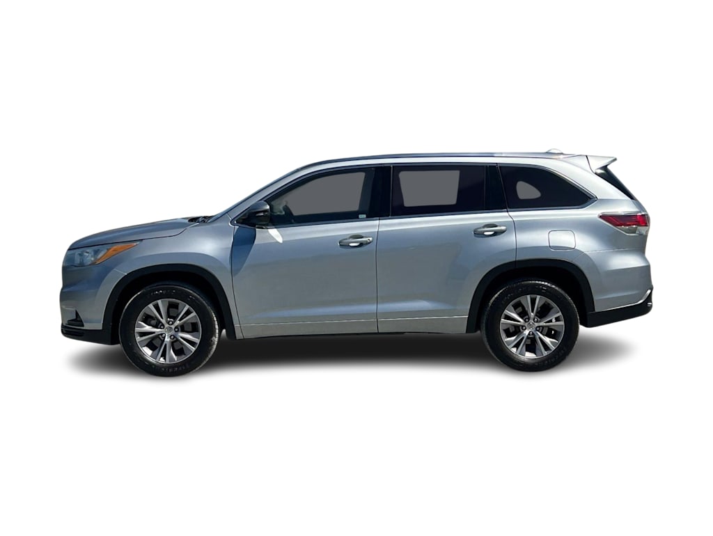 Thumbnail: 2015 Toyota Highlander - 3