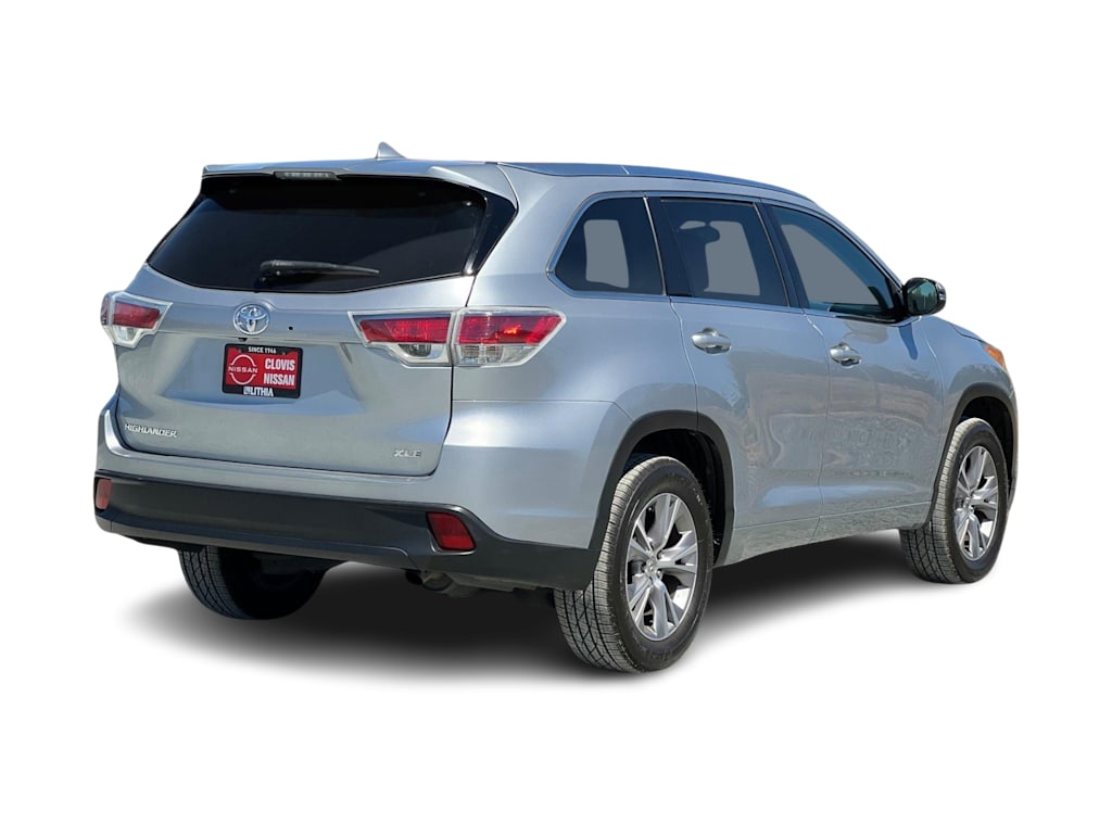 Thumbnail: 2015 Toyota Highlander - 18